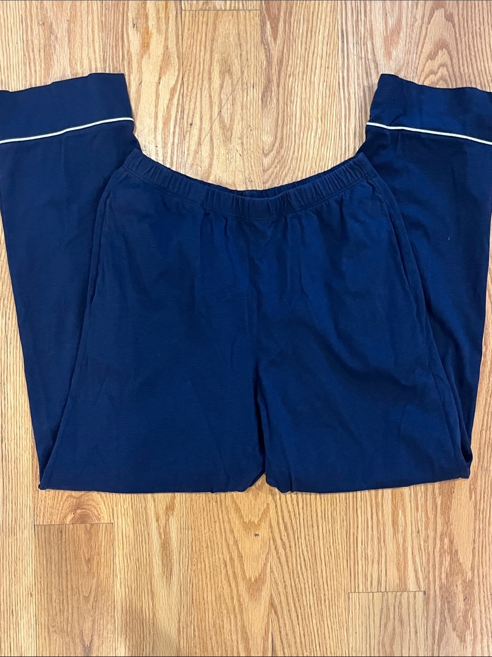 Women's Pima Pajama Set in Navy - Picture 8 of 15